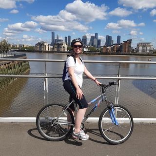 Profile photo for Vicky Marshall