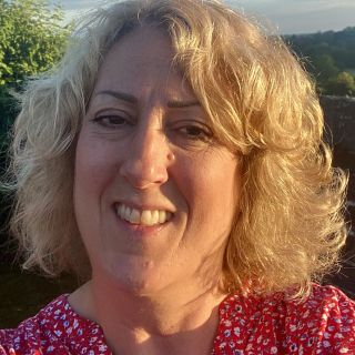 Profile photo for Amanda Hutchings