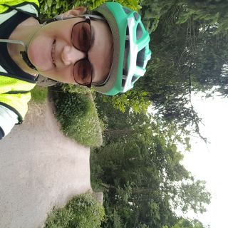 Profile photo for Angela Wynne