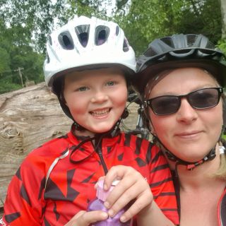 Profile photo for Louise Maddison