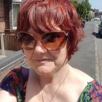 Profile photo for Linda Holt