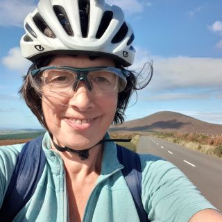 Profile photo for Debbie Hughes