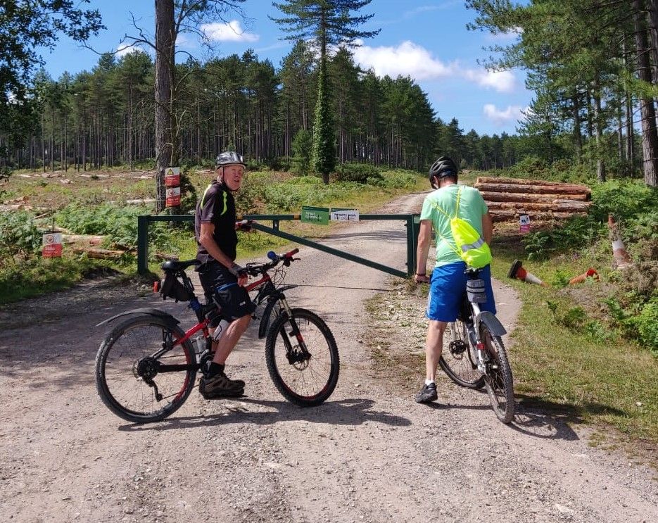 Let s Ride Wimborne To Moors Valley Country Park and Return
