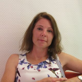 Profile photo for Ruth Loader