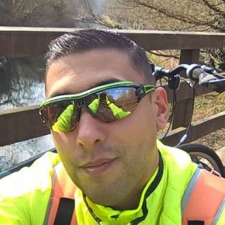 Profile photo for Aron Tavares