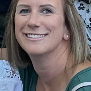 Profile photo for Kelly Batchelor 