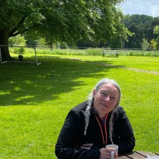 Profile photo for Sara Tiplady