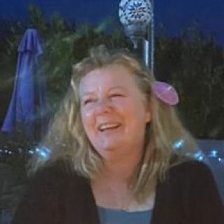 Profile photo for Michelle Richardson