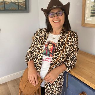 Profile photo for Shirley Harrison