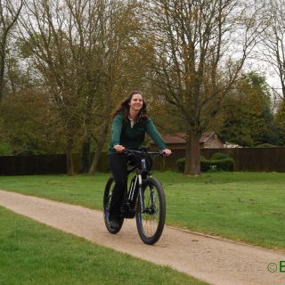 Profile photo for Laura Jones