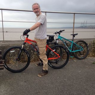 Profile photo for Colin Daveridge