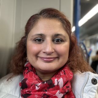 Profile photo for Priya Khambhaita