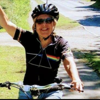 Profile photo for Toni Sutton