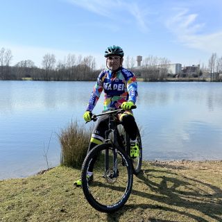 Profile photo for Mahyar Jabbari