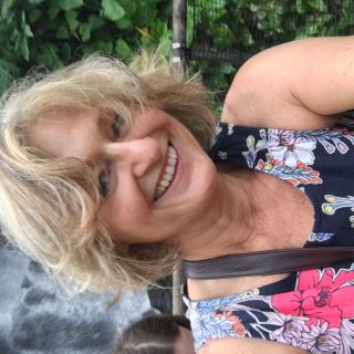 Profile photo for Lesley Shaw