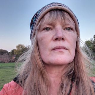 Profile photo for Linda Faulkner