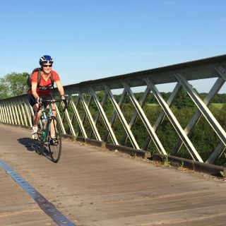 Profile photo for Lesley Thompson