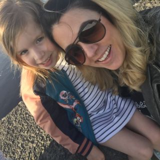 Profile photo for Laura Robinson