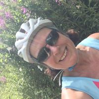 Profile photo for Suzanne Rawle