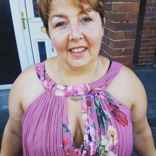 Profile photo for Lynn Dunton