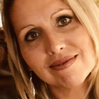 Profile photo for Luisa Di Palma-Heath