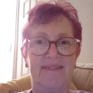 Profile photo for Shelley Walker