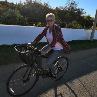 Profile photo for Wendy Barrett