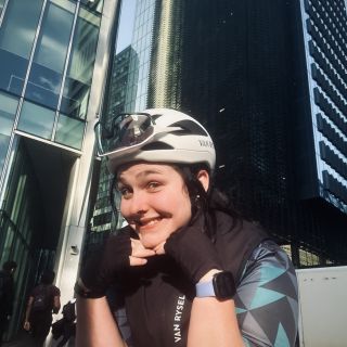 Profile photo for Ellia Hallows