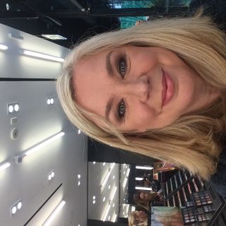 Profile photo for Lis Spencer