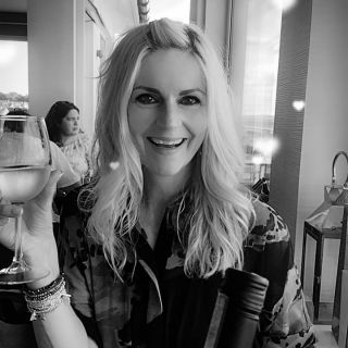 Profile photo for Joanna Fraser-Mackenzie