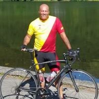 Profile photo for Warren Lumsden