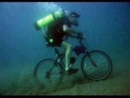 Underwater bike clearance riding