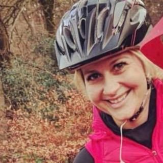 Profile photo for Kelly Bartholomew 