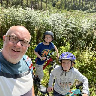 Profile photo for Brian Lowe