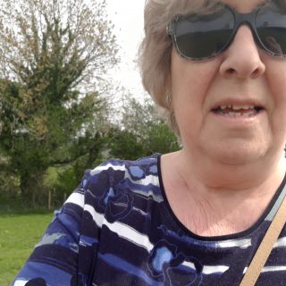 Profile photo for Elizabeth Lightowlers