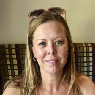Profile photo for Michelle Wright 