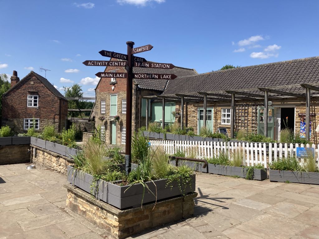 Let's Ride Rother Valley to Hollingwood Hub