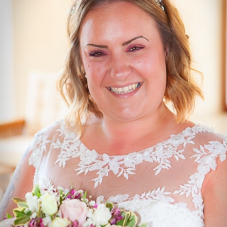 Profile photo for Vicki Thompson 