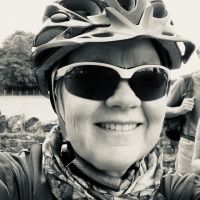 Profile photo for Dianne Jones