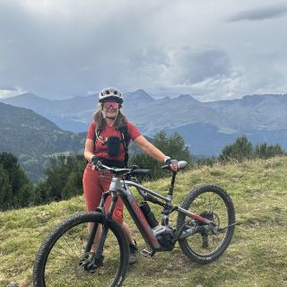 Profile photo for Angela Congdon