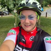 Profile photo for Von  Von 