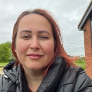 Profile photo for Carmem Boyt