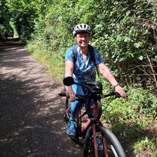 Profile photo for Jan Worrall