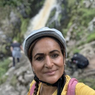 Profile photo for Khalida (Kelly)  Hussain