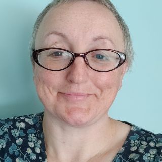 Profile photo for Lindsey Davey