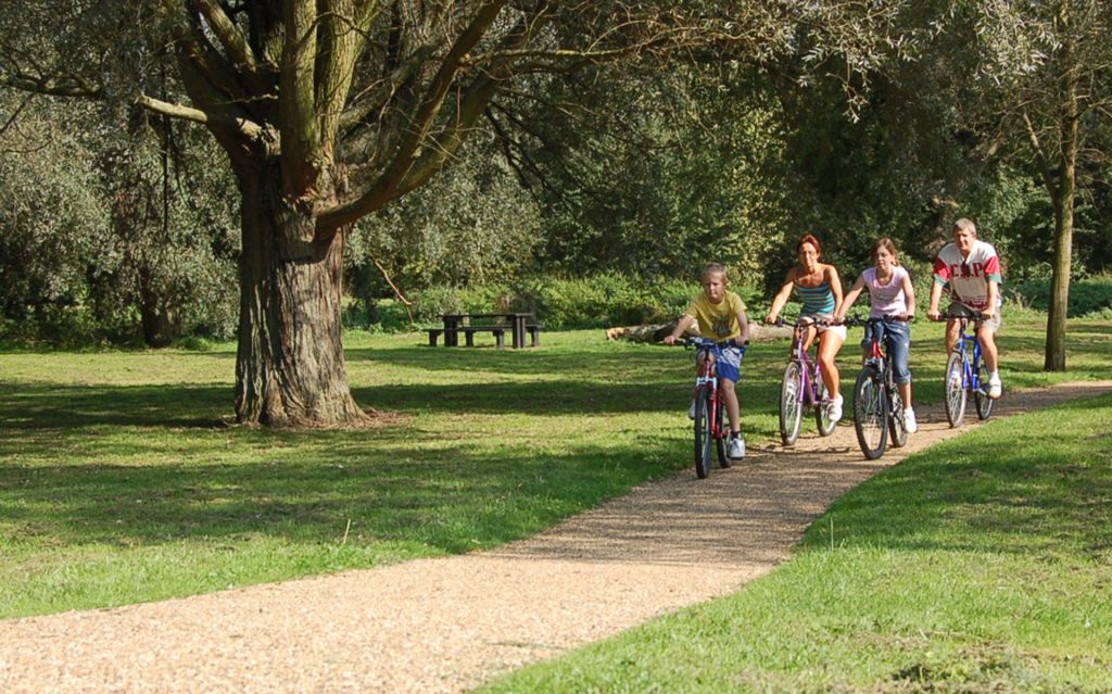 Let's Ride SPOKES SW Herts Milton Keynes Figure of Eight