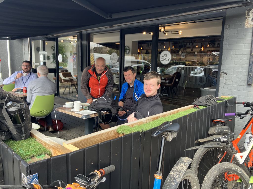 Let's Ride - Cafe hub